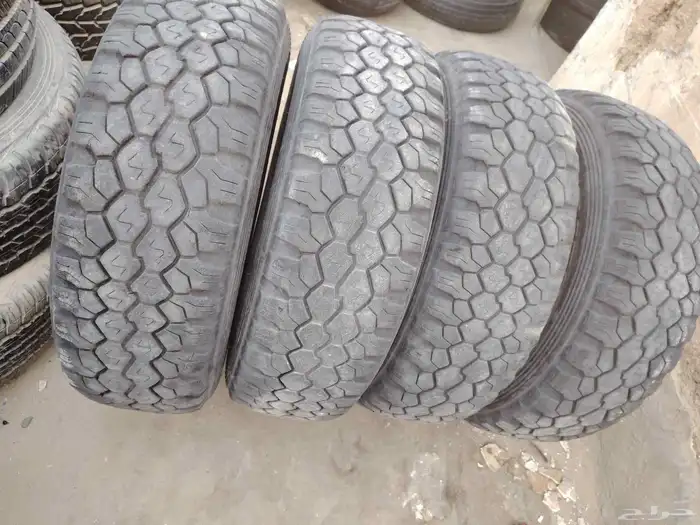 4كفرات دلوب لبنه حجري نضيفه مررره 0