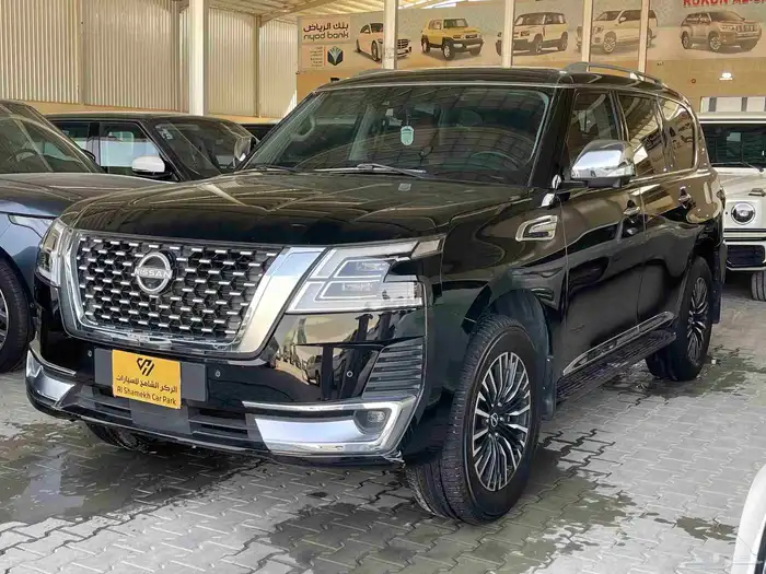 للبيع نيسان باترول 2023 بلاتينيوم سعودي فل كامل 0