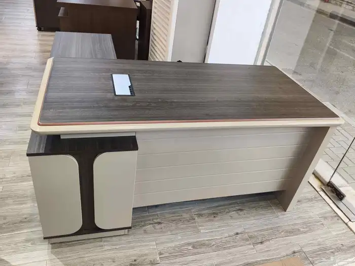 مكتب مدير فخم مع دولاب طاولة شائي مكتب و كراسي 11