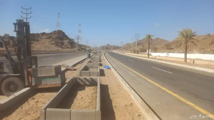 ابوادم لتركيب بلدوره وانترلوك وبلاط ارصفه 6