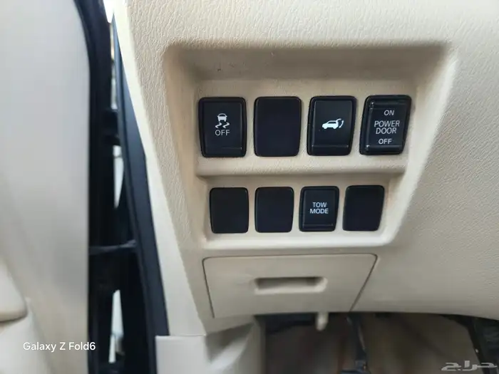 نيسان باثفايندر SV 2014 لون اسود 8