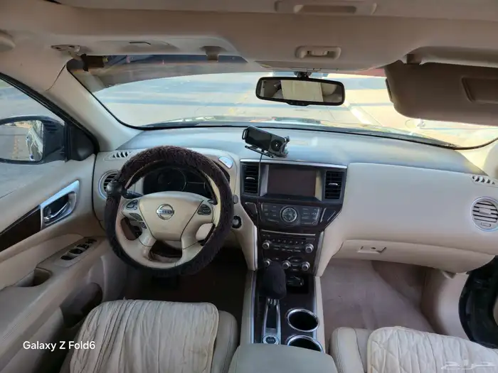 نيسان باثفايندر SV 2014 لون اسود 14