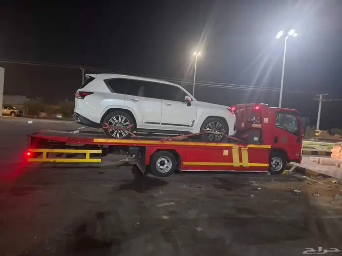 سطحه خارج وداخل الرياض 3