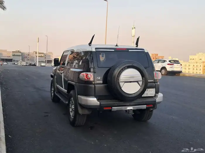 تويوتا اف جي 2009 8