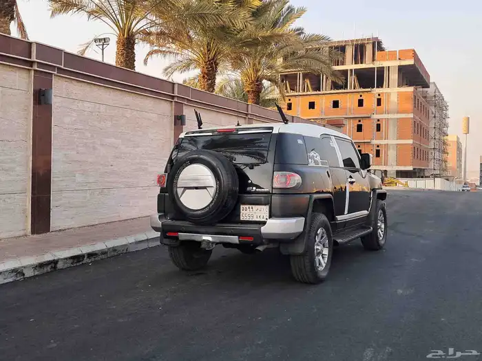 تويوتا اف جي 2009 11