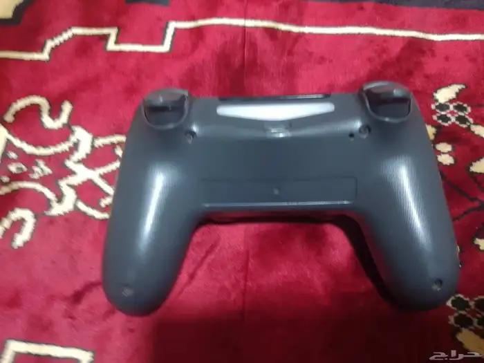اليوم جبت لكم يد سوني 4 مع شاحن مجانا 1