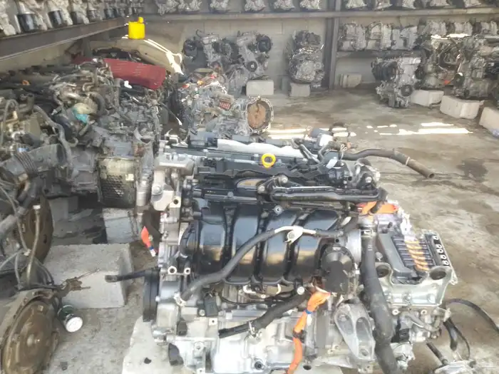 مكنية كامري هايبرد وعادي مع التركيب مع الرجيع مع الضمان شهري 6