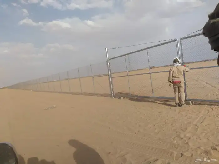 نحن نقوم بتوريد وتركيب جميع انواع الشبوك 6