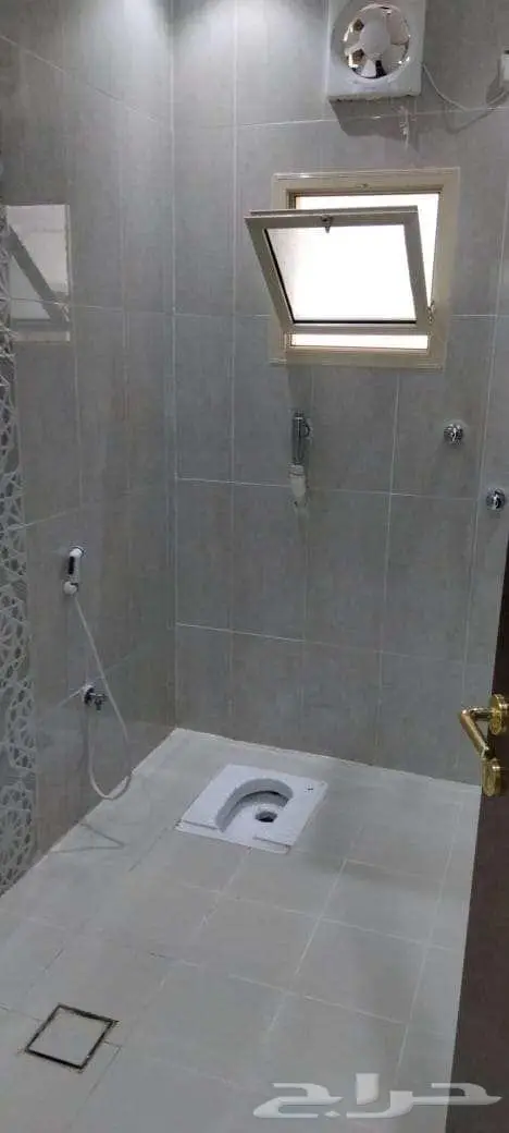 شركه تنظيف غسيل شقق كنب خزانات وعزلها بالايبوكسى بالمدينة 3