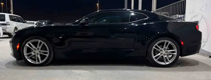 شفروليه كمارو V6 كوبيه موديل 2023 وارد الكويت 3