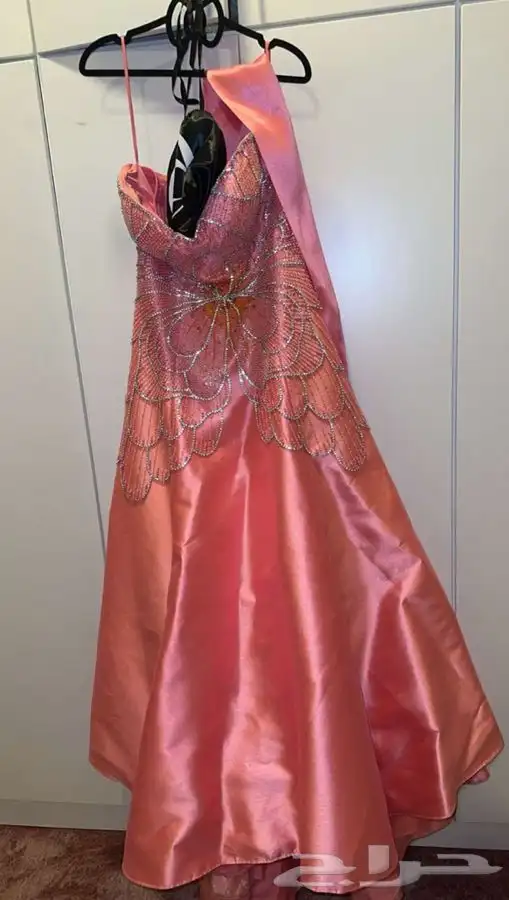 فستان وعد العقيلي 0