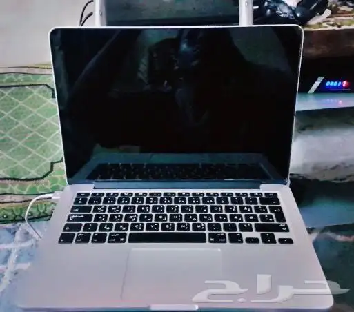 ماك بوك برو 1