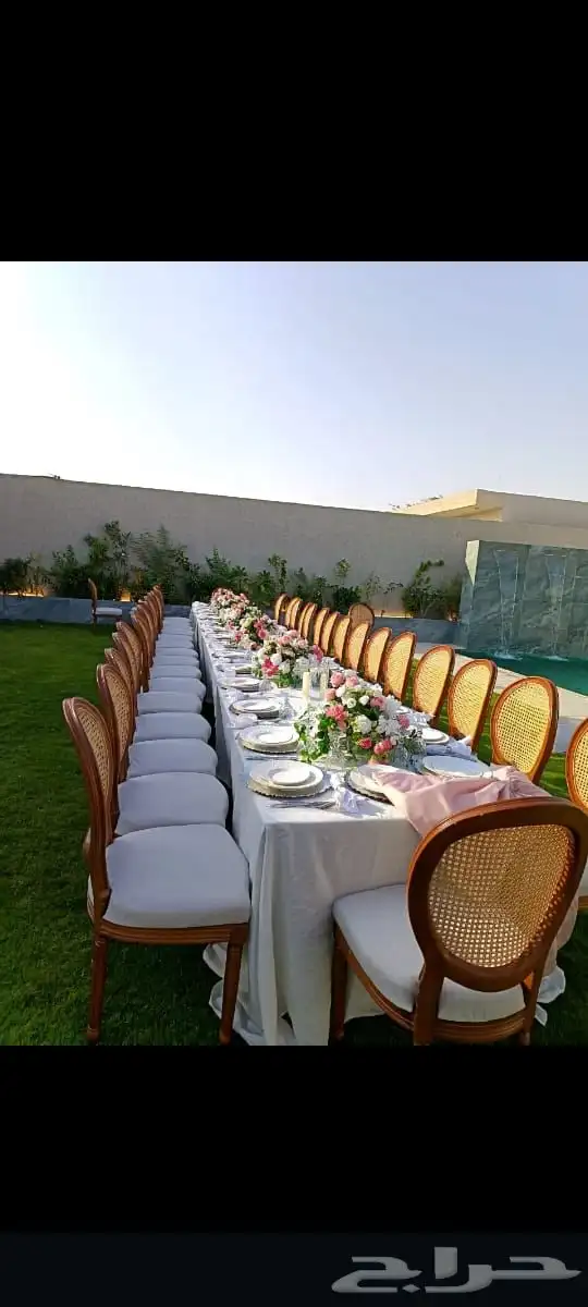 تأجير طاولات طعام 4