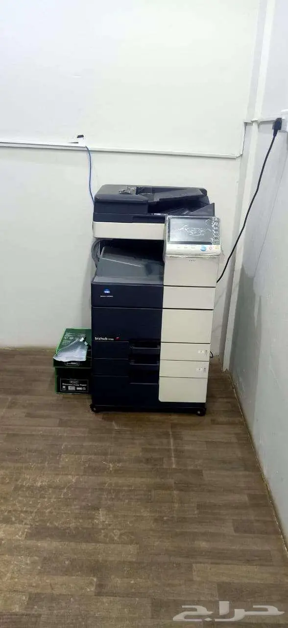 ماكبنات وادوات مكتب خدمة طالب للبيع 1