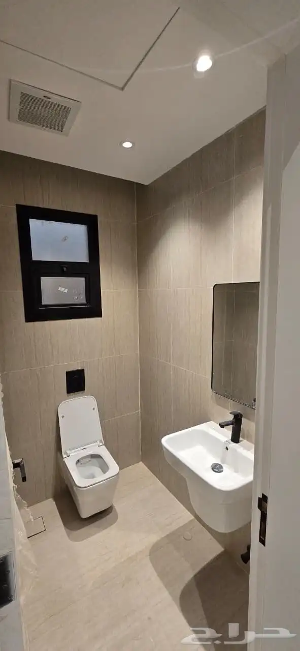 شقه للايجار حي الرمال 15