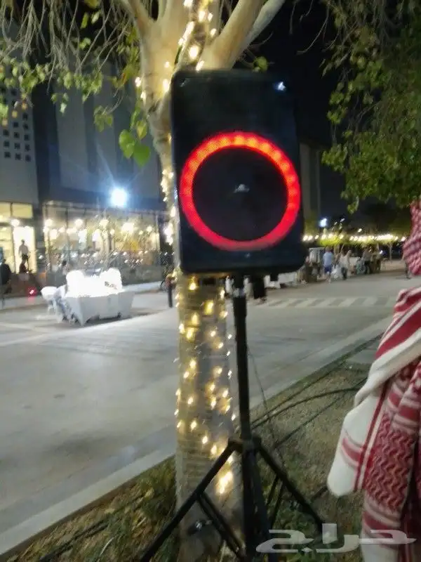 تاجير سماعات تاجير طاولات كوكتيل تاجير طاولات طعام كراسي زل 0