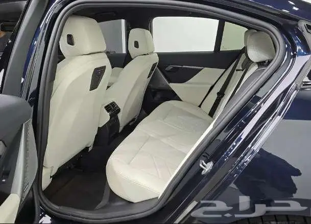 BMW520i موديل 2024الميموني للاستيراد بكوريا 9