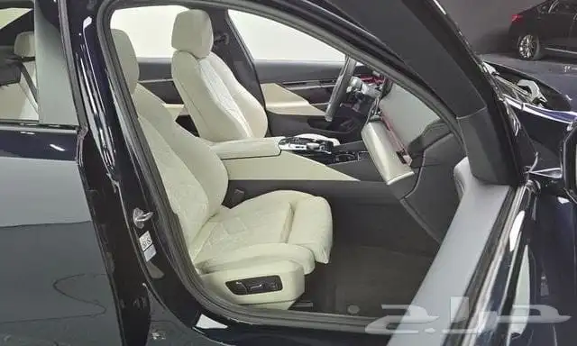 BMW 520I M Kit 2024 استيراد كوريا - معرض العصيمي 6