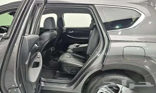 هيونداي - سنتافي - 2023 15