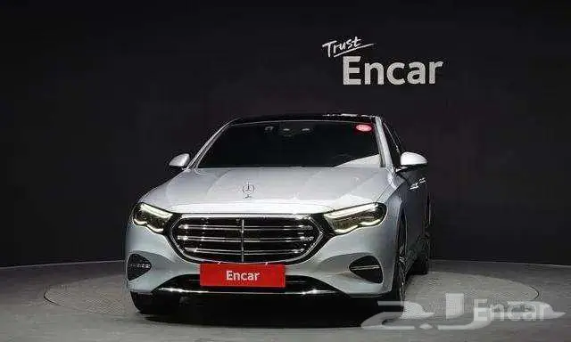 مرسيدس E300 2024 0