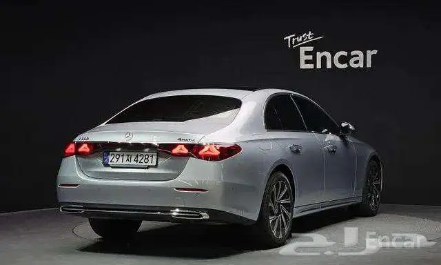 مرسيدس E300 2024 2