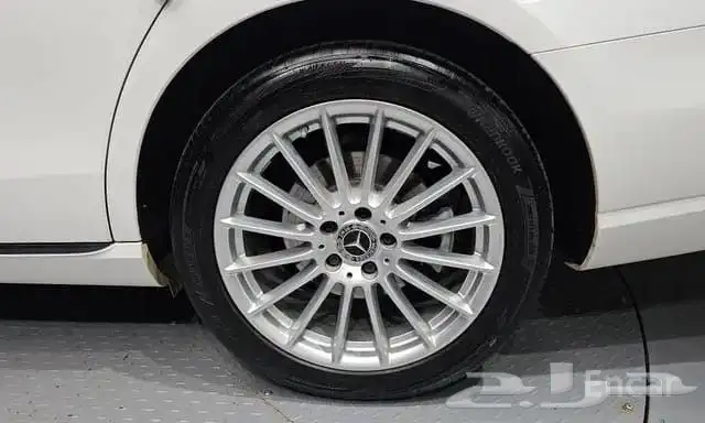 مرسيدس بنز E250 موديل 2022 استيراد كوريا 10