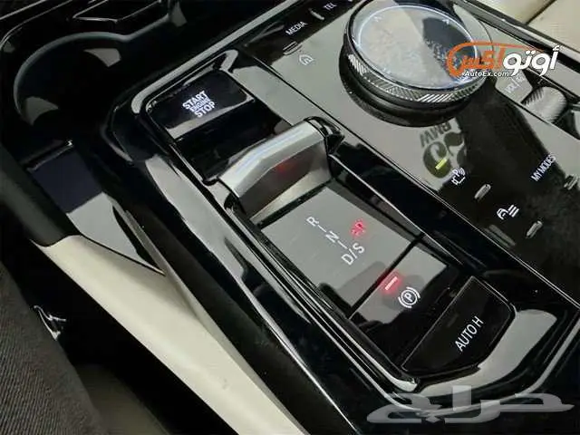 2025 بي إم دبليو 530i 9