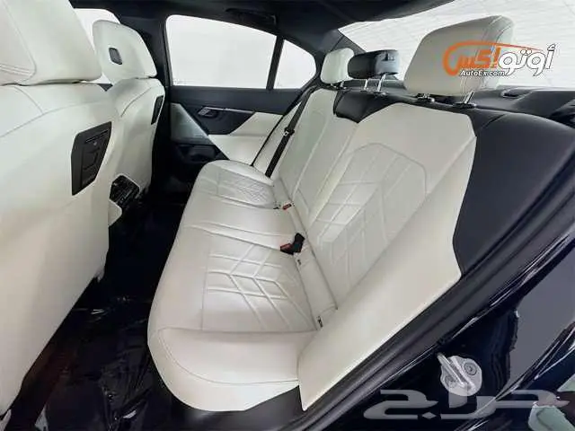 2025 بي إم دبليو 530i 14