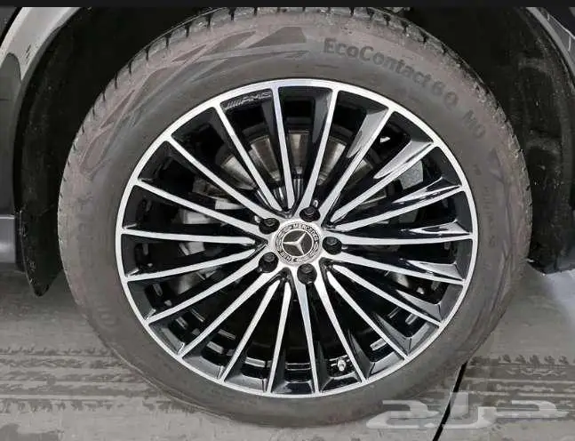 مرسيدس GLC300 2024 معرض الميموني للاستيراد من كوريا 3