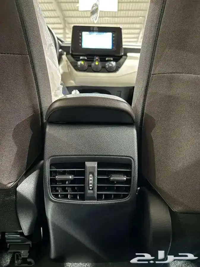 تويوتا - كورولا XLi مطور - 2.0 استاندر بنزين سعودي 2025 13