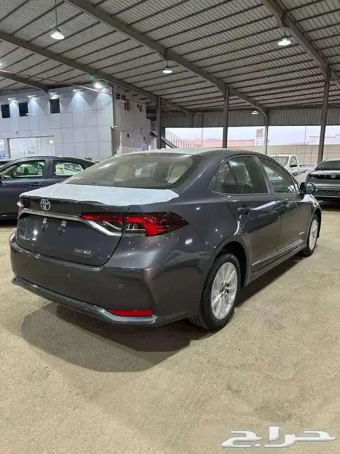 تويوتا - كورولا XLi مطور - 2.0 استاندر بنزين سعودي 2025 1