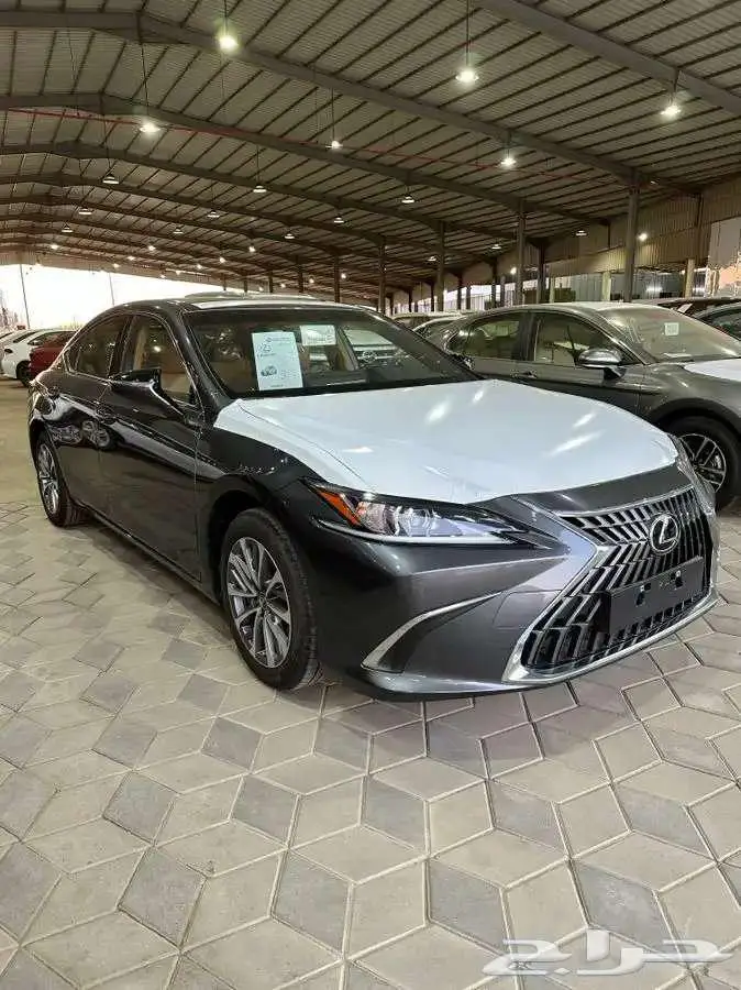 لكزس ES250AA موديل 2025 3