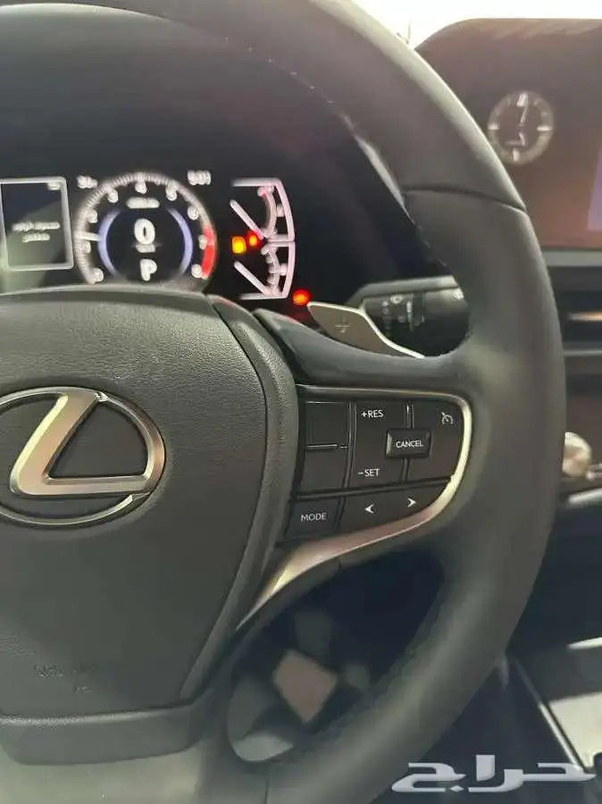 لكزس ES250AA موديل 2025 7