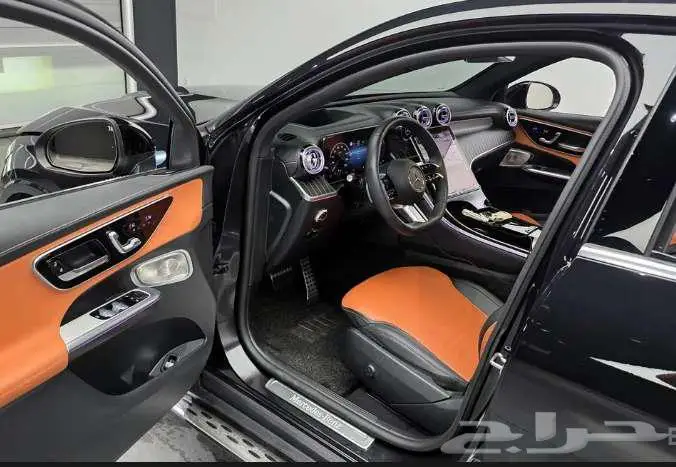 مرسيدس GLC 300 كوبية موديل 2024 الميموني للاستيراد بكوريا 6