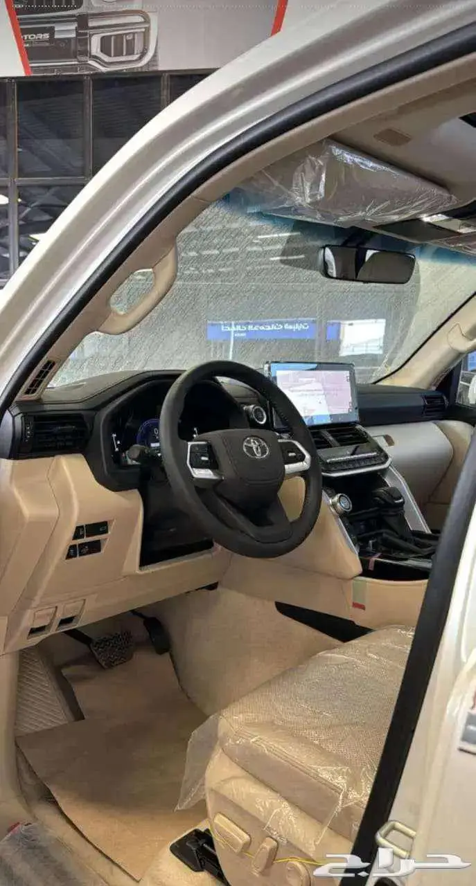 تويوتا لاندكروزر GXR 2025 L4 خليجي جلد تنفس طبيعي 2025 3