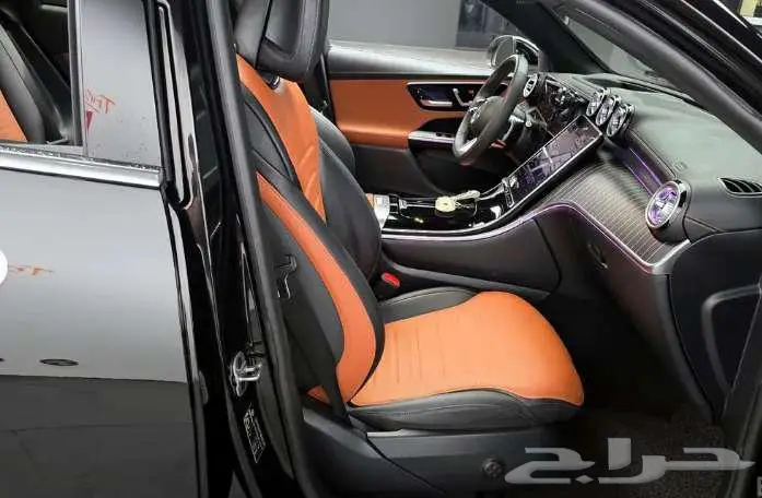 مرسيدس GLC 300 كوبية موديل 2024 الميموني للاستيراد بكوريا 7