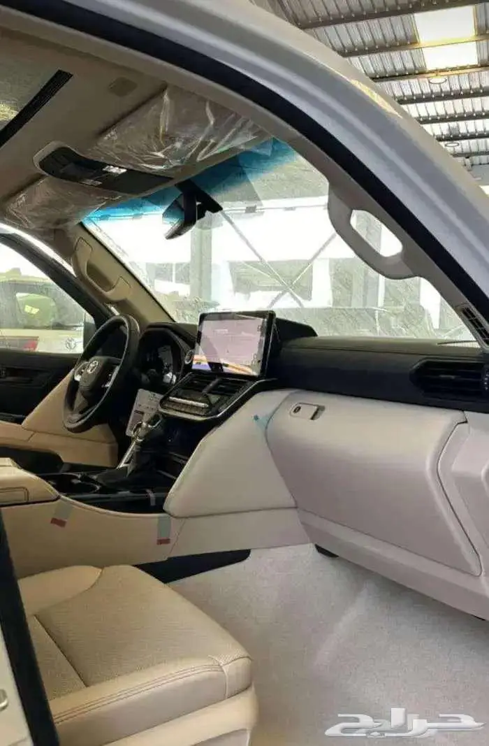 تويوتا لاندكروزر GXR 2025 L4 خليجي جلد تنفس طبيعي 2025 2