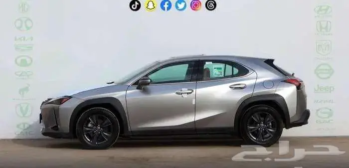 لكزس UX300AH هايبرد استاندر لوحات 2025 4