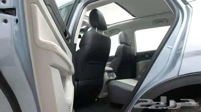 فورد تيريتوري تيتانيوم دارك اديشن 2025 3