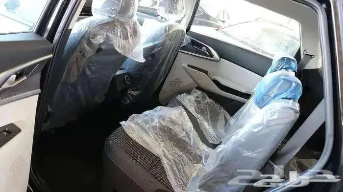 كيا كارينز نص فل 7 مقاعد موديل2025 كاش و تقسيط 8