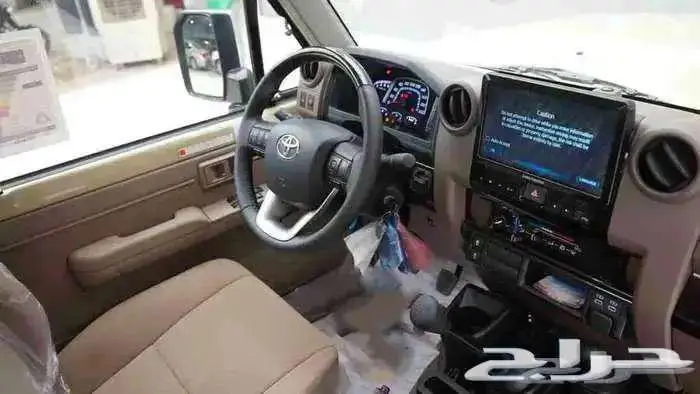 تويوتا لاندكروزر شاص رفرف 4