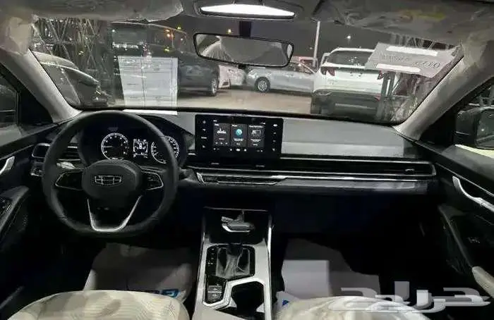 جيلي ام جراند 2025 5