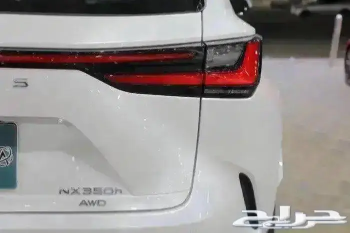 ليكزس NX 350 h بانوراما جلد هايبرد اربعة سلندر موديل 2025 8