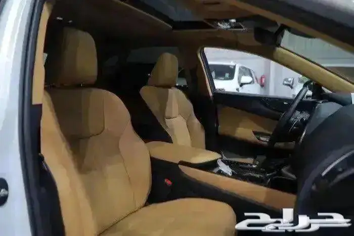 ليكزس NX 350 h بانوراما جلد هايبرد اربعة سلندر موديل 2025 14