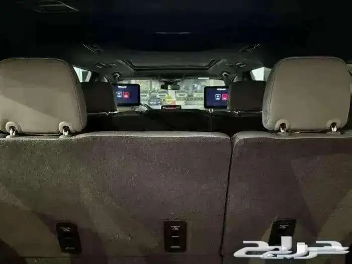 للبيع جمس يوكن SLT 2023 فل كامل دبل فئه SLT ع الضمان 70
