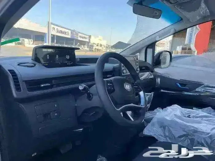 هيونداي استاريا ديزل 9 راكب 2025 عرض خاص 1