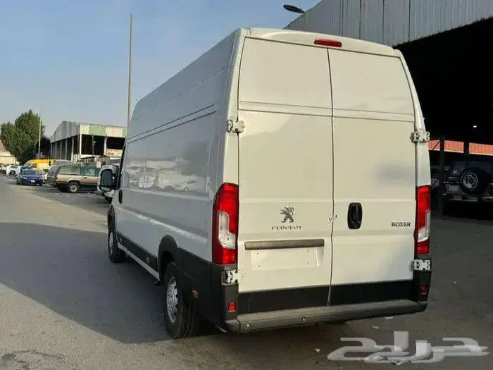 بيجو بوكسر2025بضاعه سقف عالي بسعر خاص 12