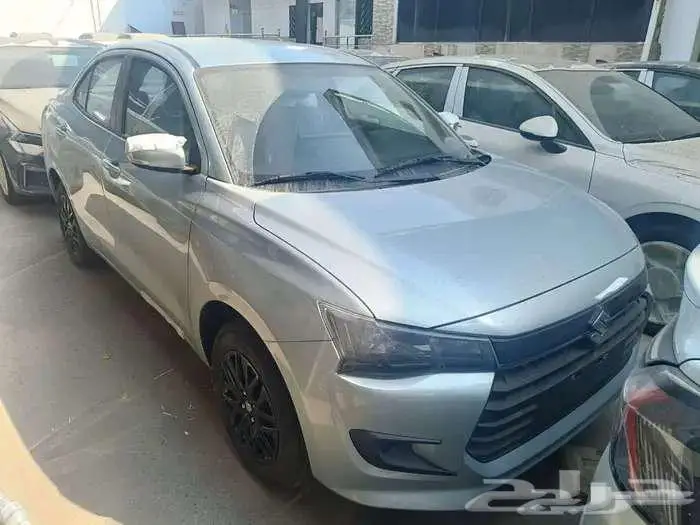 ديزاير استندر اصفار   صادر لها لوحات نقل عام 0