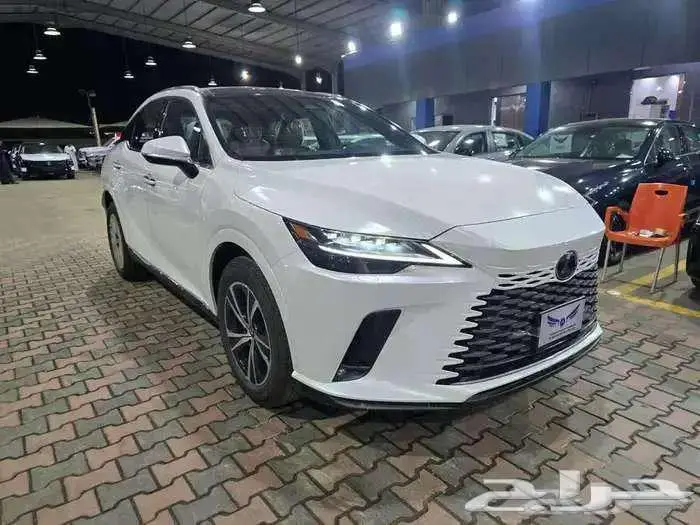 لكزس RX 350 بنزين 2025 1