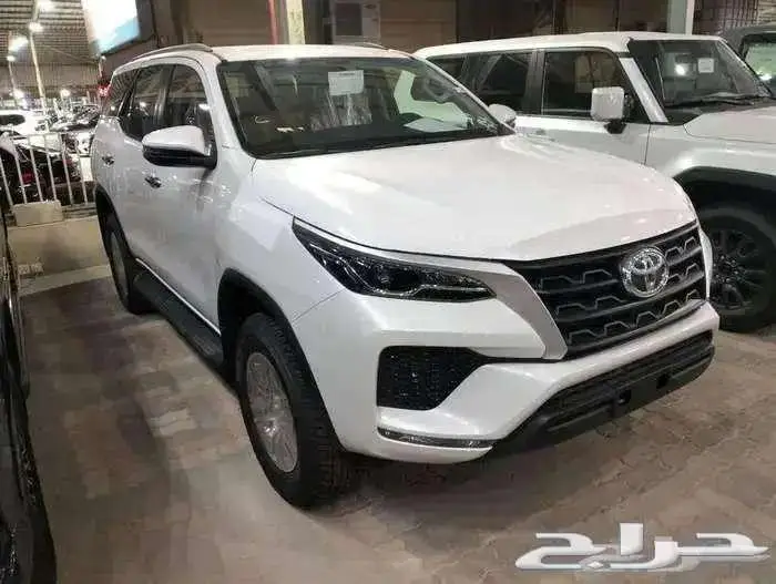 تويوتا فورتشنر GX2 2025 بنزين 4X4 سعودي 6